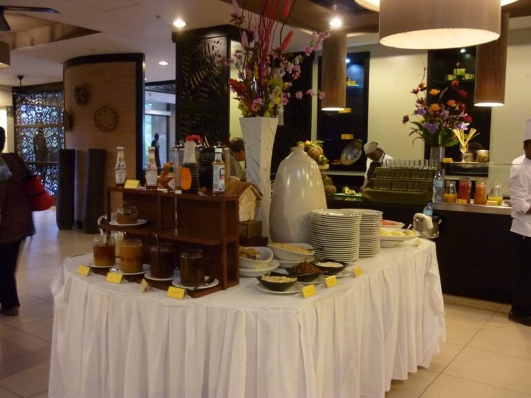buffet-breakfast-display