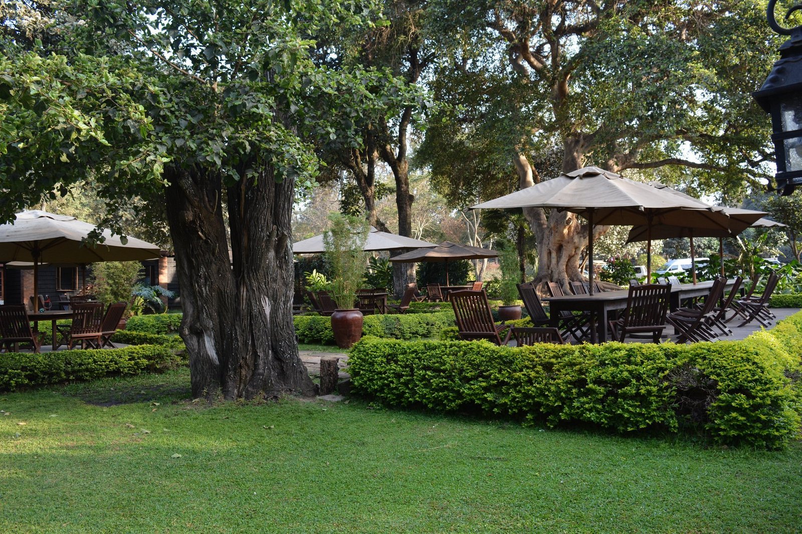outside-seating