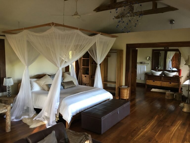 room-1-entrance