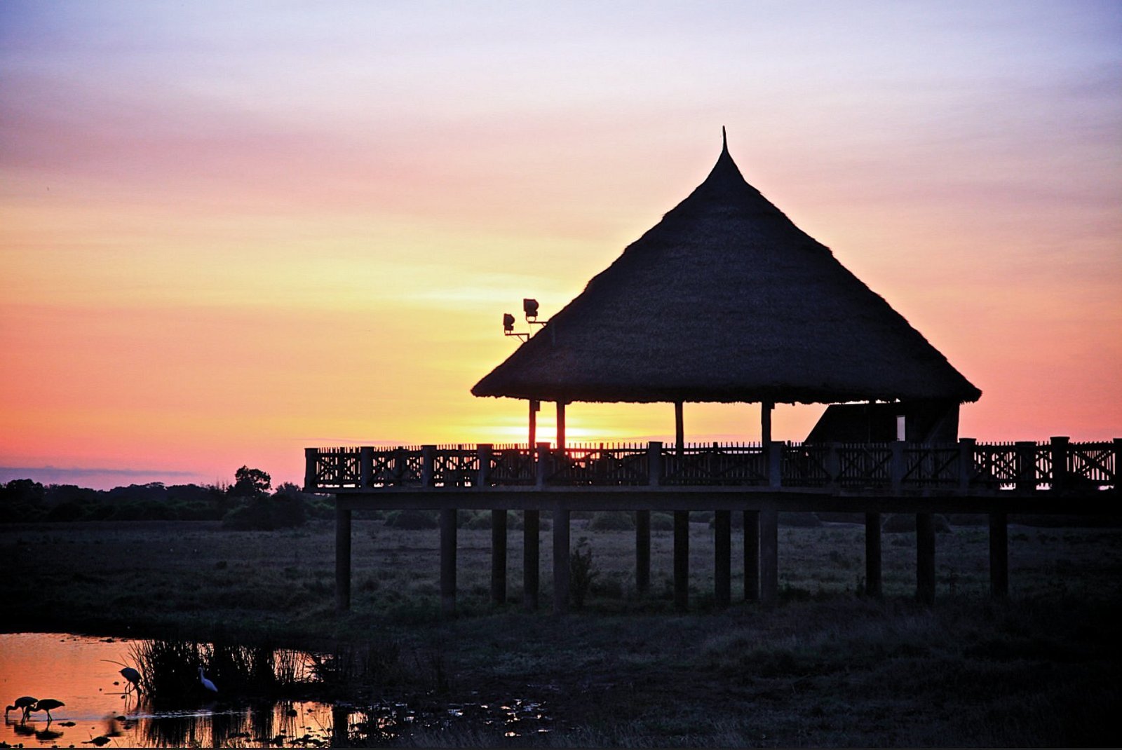 sunset-at-the-spa-bar