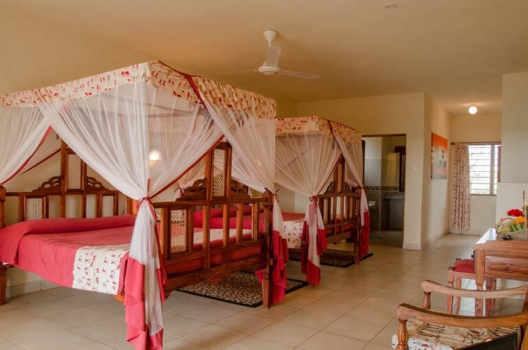 voi-wildlife-lodge (1)